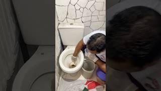 No more dirty toilet bowl 