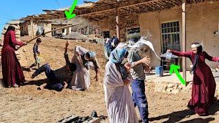 The life and fight of two nomadic women over their shelter