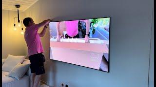 2024 Samsung 77" S95D unboxing and wall mounting