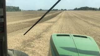 Ripping ground John Deere 9570R and Krause Dominator