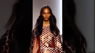 AI Fashion: Geometric Elegance - Runway Innovation by Karla #aifashion #aigenerated