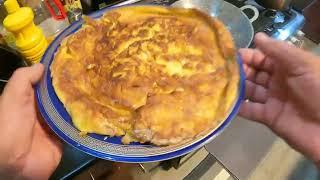 How to Make and Eat a Thai Omelette - A 6 years old can do this