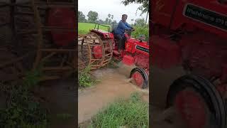 Mahindra 575 xp      with full wheels 