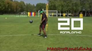 Ronaldinho 44 con ojos vendados