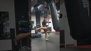 Body kick. #kick #kickboxing #mma #martialarts #jiujitsu #judo #bjj #muaythai