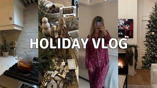 Vlog: Decorate for Christmas with me, Christmas simmer pot & Cooking!