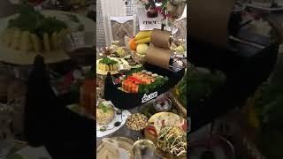 Красивые столы в ресторане Гранд Бехруз Grand Behruz restaurant