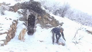 Primitive Cave Making With Fire and Hand Tools Like Our Ancestors, Minecraft, Treasure Hunter, DIY