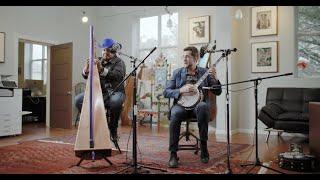 Larry Bellorín & Joe Troop perform "Caballo Viejo"