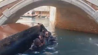 Venice tourists capsize gondola after standing to take selfies