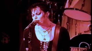 Joan Jett - I Hate Myself For Loving You