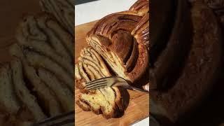 Biscoff Braided Babka  recipe in description #shorts ⏬