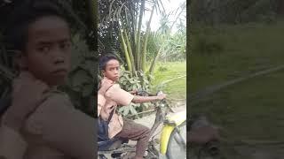 Kids jaman now pulang sekolah