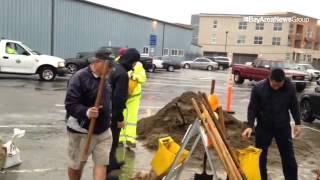 #BayAreaStorm means filling #sandbags in the rain. @CityofSanMateo #SanMateo #corpyard