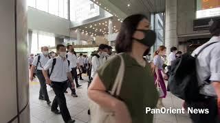 Morning rush hour in Shinagawa train station in Tokyo