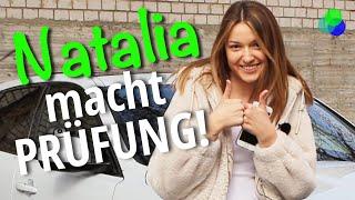 Natalia macht Prüfung - Fahrschule Punkt