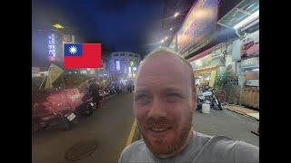 Exploring Taichung Market and Trying Different Foods