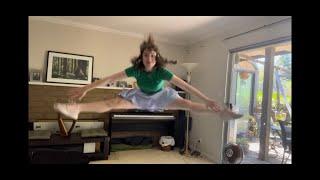 Ex Ballet Dancer Tries Cheerleading *Fail*