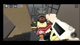 играю в roblox с фанотоми в троллейбус