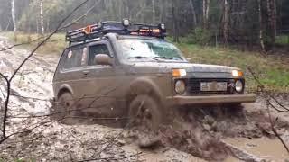 Off-road 4x4 Niva Chevrolet по бездорожью