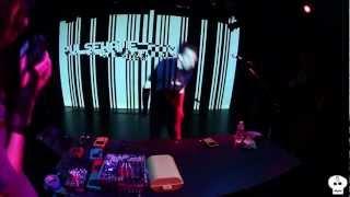 A versus B @ Pulsewave / TADA! Youth Theater