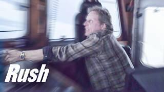 35ft Rouge Wave BUCKLES The Northwestern's Thick Steel Bow | Deadliest Catch