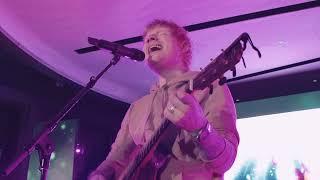 2021 ESB Holiday Light Show With Ed Sheeran