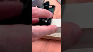 Simple circular saw straight cut guide