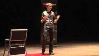 A yo-yo with a broken string: how failure leads to success | Mark Hayward | TEDxLawrence