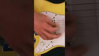 Yngwie style sweep picking