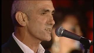 Paul Kelly - Cinnamon Girl (Crazy Horse and Neil Young cover) (Live at Sidney Myer Music Bowl, 2009)