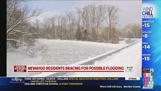 Ice jam closes Bridge Street bridge over Muskegon River