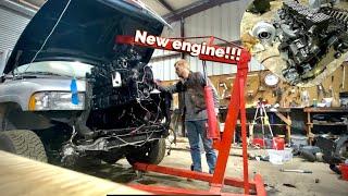 INSTALLING THE NEW 12 VALVE CUMMINS ENGINE! FIRST START UP!!!