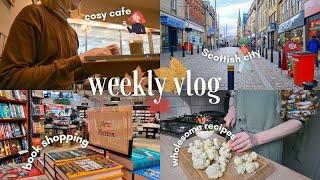 WEEKLY VLOG  autumn recipes, book haul & wrapping presents