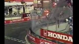 1989 - Birmingham Superprix - Mark Blundell near accident