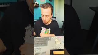 Making happy boom bap beats on the mpc 2000
