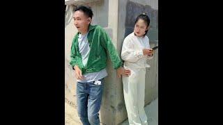 It's a little nervous for the first time #Hua Zi couple #Daily Laughs