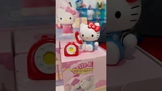 Hello Kitty vs Hangyodon wind up toys! #hellokitty #hangyodon #sanrio #moetch #gifted