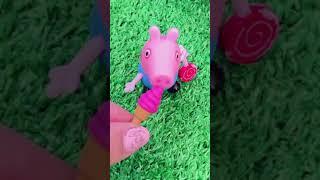 Peppa Pig family visit Ice Cream Truck  | Peppa Pig Toys