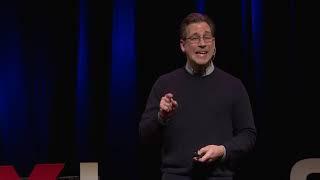 Avoiding blank canvases: street art and the Earless Mickey | David Zinn | TEDxUofM