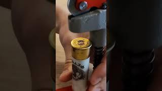 Капсюль в гильзу #shorts #капсюль #охота #патроны