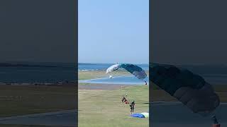 Graceful Descent: A Soft Landing in the Skies of Dubai #shorts #respect #relaxing