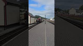 David-Lloyd-George accelerates comfortably from Porthmadog on the Ffestiniog railway.