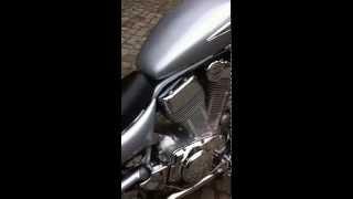 Suzuki Intruder 1400 mit Umbauten