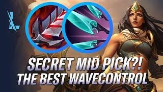 *SECRET* PICK FOR MIDLANE! SUPER CHEESY & INFINITE WAVE CONTROL | RiftGuides | WildRift