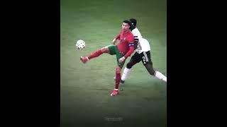 No-Look Passes in Football 