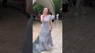 Танцует КрасавицаМатушка Земля #танцы #сокольники #dance #танец #shorts