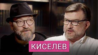 «С властью нельзя дружить». Евгений Киселев о работе на ТВ России и Украины и отличиях двух стран