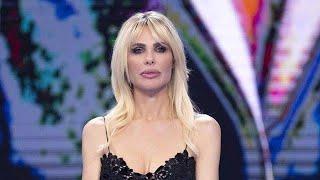 Isola dei famosi, Chanel Totti in studio: tanti hanno notato quel dettaglio durante l'inquadratura