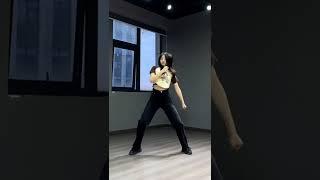 JESSI - ZOOM REMIX DANCE